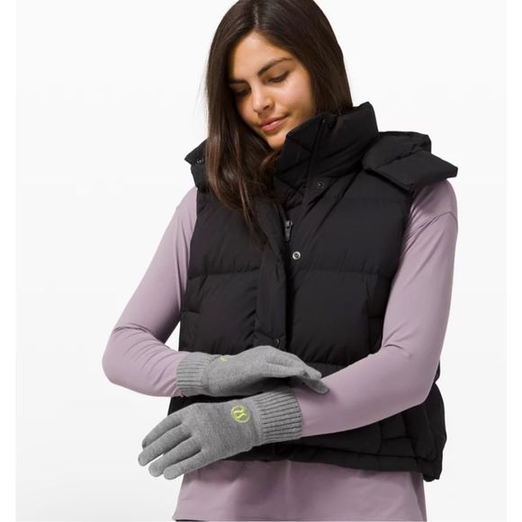 Lululemon Warm Revelation Gloves Tech GUGG/FZAP Size M/L - Picture 3 of 6